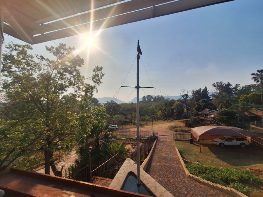 To Let 2 Bedroom Property for Rent in Meerhof North West
